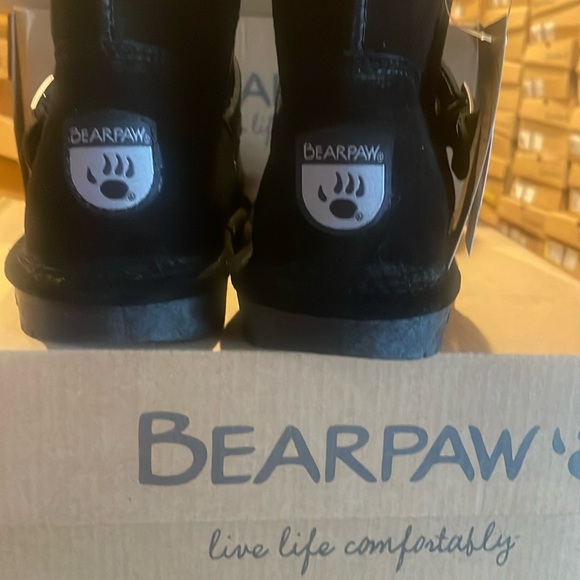 Bearpaw Elaina black boots - Picture 2 of 4
